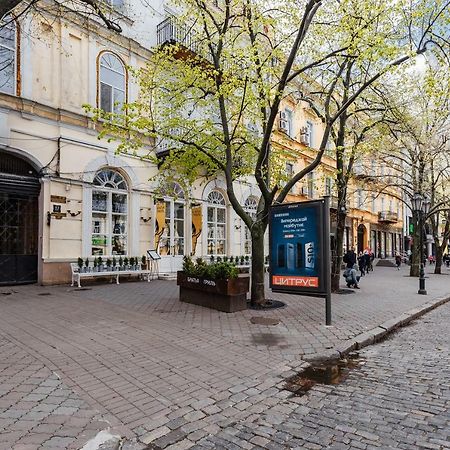 Двухуровневая Квартира Студия Odesa Exterior foto