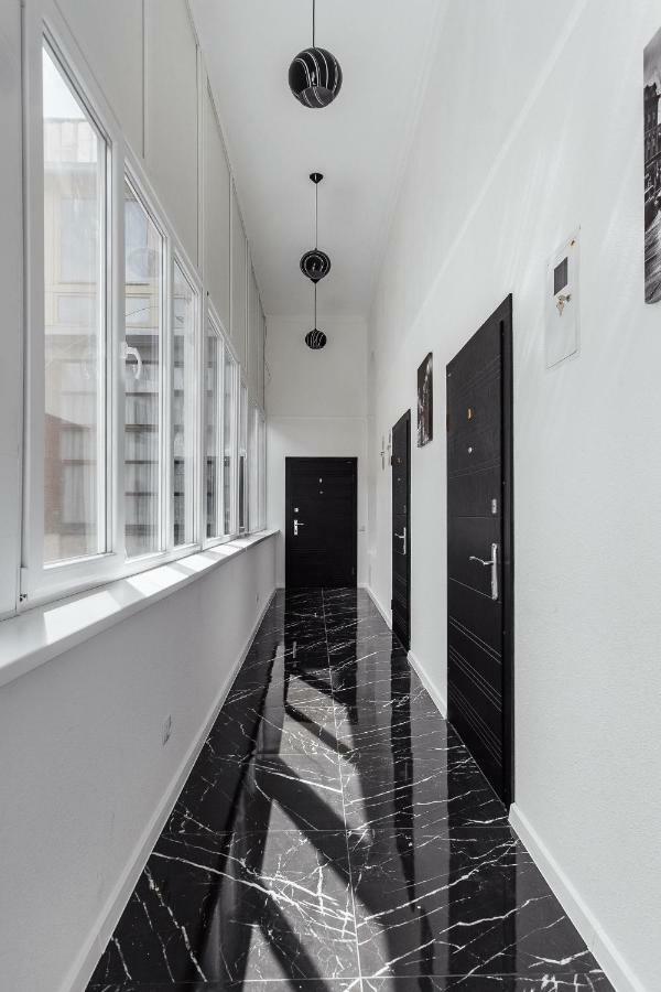 Двухуровневая Квартира Студия Odesa Exterior foto